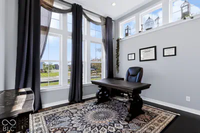 10428 Vermillion Drive, Fortville - 12
