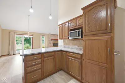 1909 Lakeside Lane, Indianapolis - 16