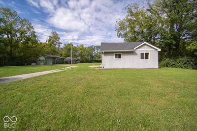 1215 450, Shelbyville - 2