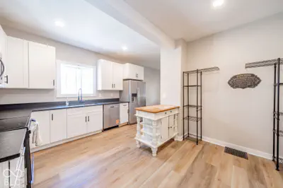 717 S A Street, Elwood - 8