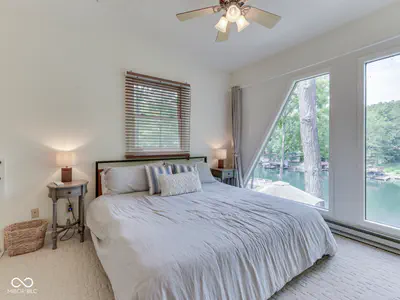 6250 Grosbeak Court, Nineveh - 51