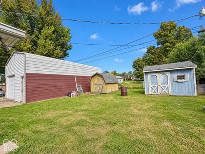 559 S Sycamore Street, Martinsville - 16
