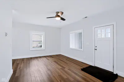 307 Wall Street, Advance - 28