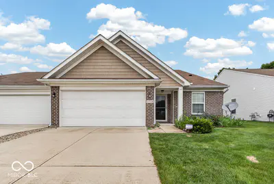 11724 Whisperwood Way, Fishers