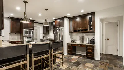 7576 Meridian Street, Indianapolis - 20