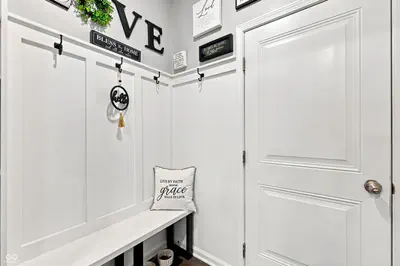 6069 Cedar Bend Way, Avon - 14