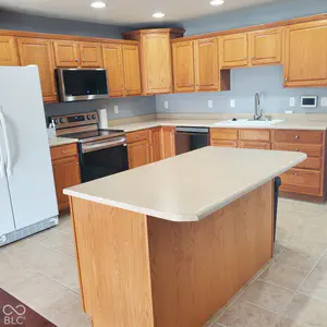 2859 Whitney Way, Seymour - 8