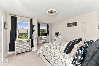 10549 Vermillion, Fortville - 39