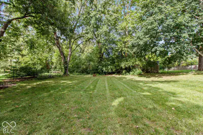 400 E Greyhound Pass, Carmel - 33