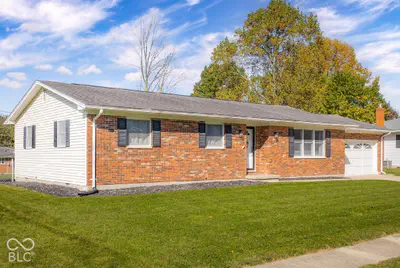 9032 Shadow Drive, Brookville - 2