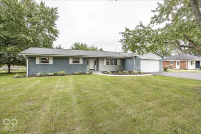 5625 950, Zionsville