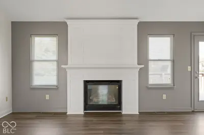 2420 E Mill Stream Drive, Greenfield - 10