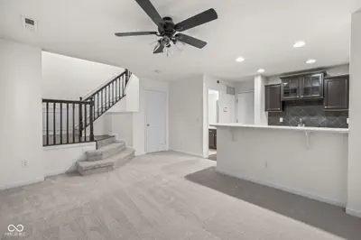 9556 Oakley Drive, Indianapolis - 10