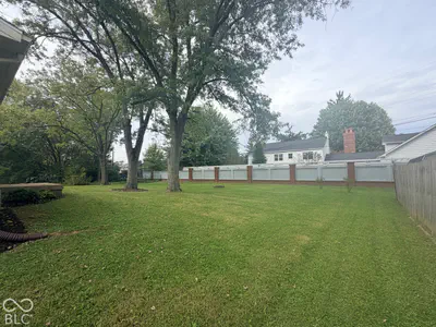 1112 Ranch Road, Connersville - 13