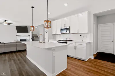 2447 Copperstone Drive, New Palestine - 35