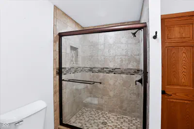 7511 Poplar Point Drive, Trafalgar - 63