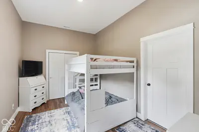 604 5th Street, Burlington - 10