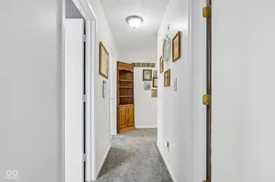1152 Delray Drive, Indianapolis - 18