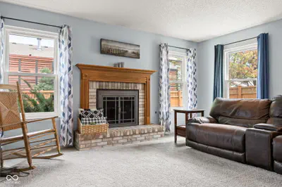 10255 Lothbury Circle, Fishers - 3