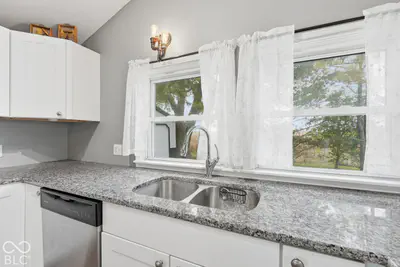 3691 N Us 421, Whitestown - 36