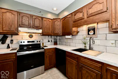 925 Texarkana Drive, Indianapolis - 7