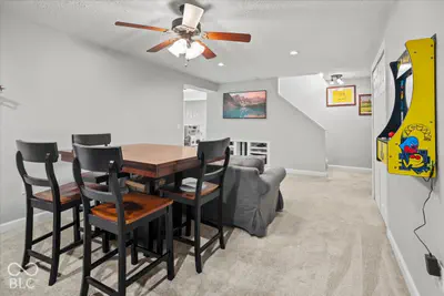 8732 Buffett Parkway, Fishers - 42