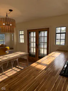 734 5th Street, Seymour - 24