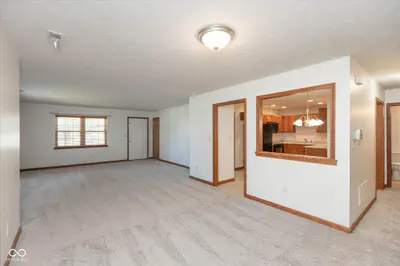 5612 Blairwood Drive, Indianapolis - 8
