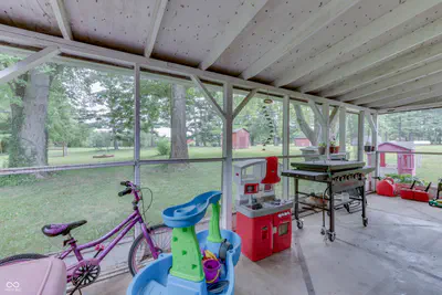 8025 Sycamore Road, Fairland - 36