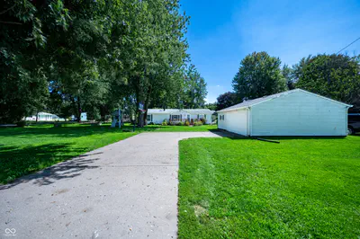 20550 Baker Street, Sheridan - 25