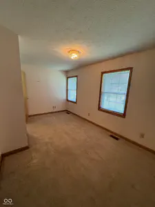 2010 Wheeler Court, Greensburg - 31