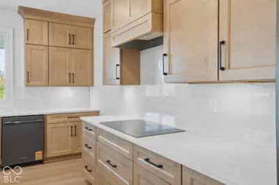 2786 S Kings Way, New Palestine - 18