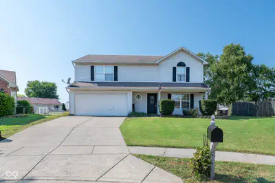8146 Sunset Court, Columbus - 55
