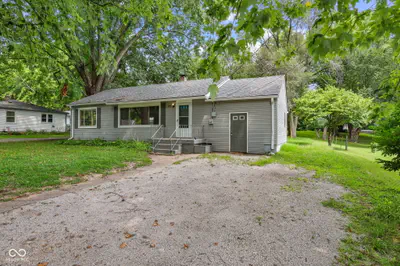 1075 Morgantown Road, Greenwood