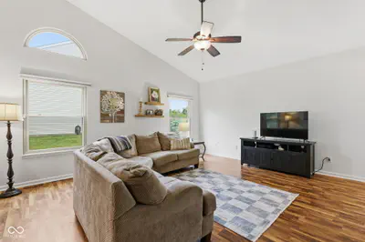 12174 Split Granite Drive, Fishers - 8