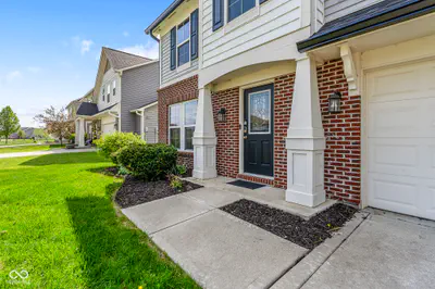 5571 W Woodhaven Drive, McCordsville - 11
