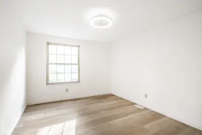 9320 Thornwood Drive, Indianapolis - 36
