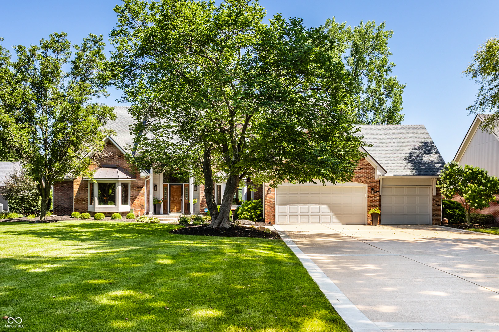 5704 Fall Creek Parkway North Drive, Indianapolis