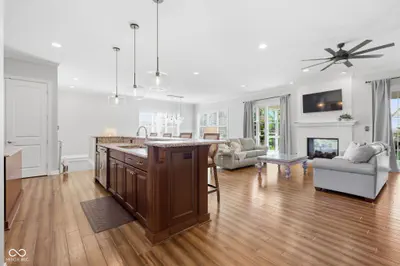 10296 Anees Lane, Fishers - 11