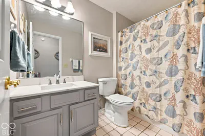 7342 Pymbroke Drive, Fishers - 15