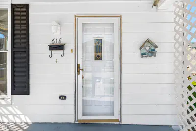 618 S Poplar Street, Seymour - 11