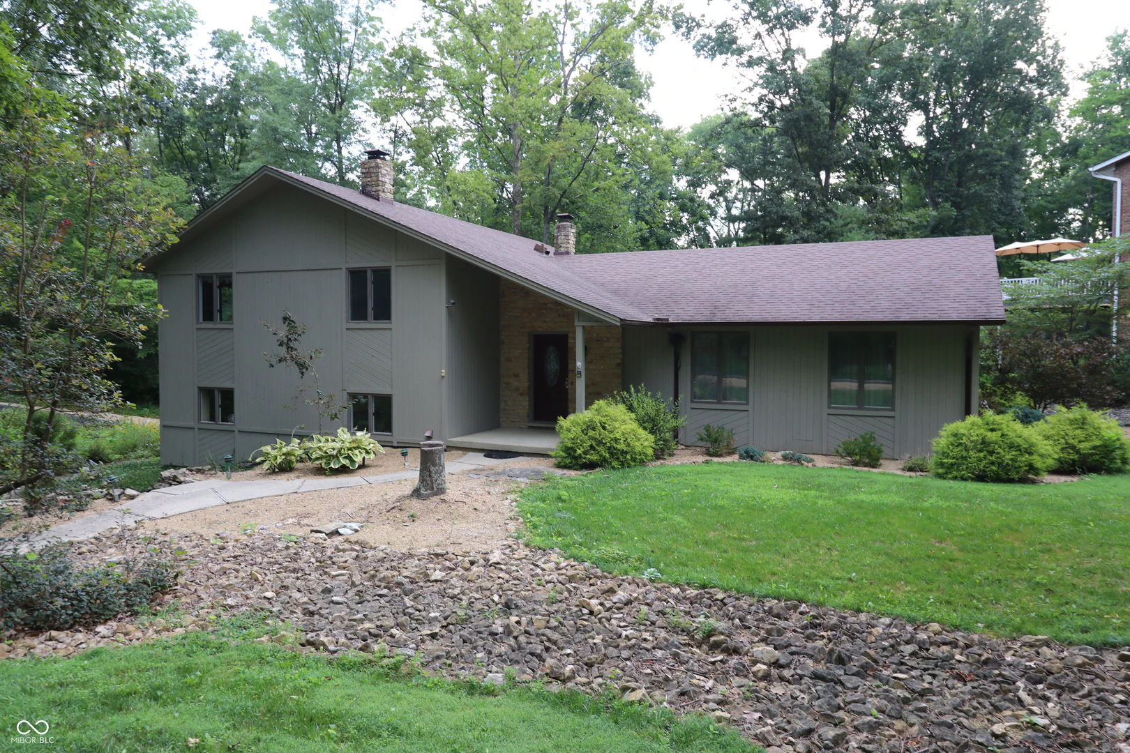 1134 County Line Road, Batesville