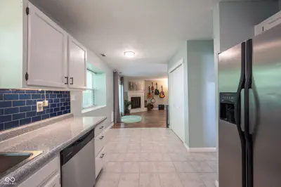 7742 Pennycroft Drive, Indianapolis - 16