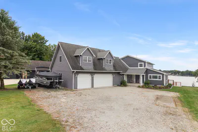 1220 Shoreline Drive, Cicero - 2