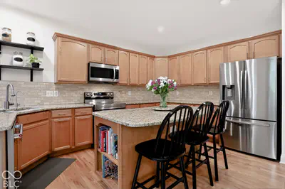 1040 Sullivans Ridge, Zionsville - 27