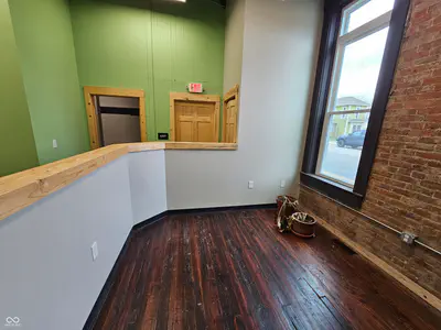 102 Main Street, Kirklin - 13
