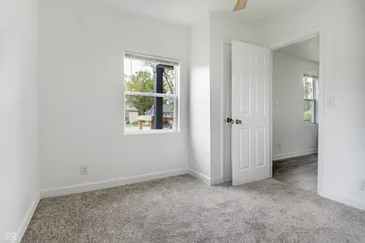 890 Auburn Street, Indianapolis - 20