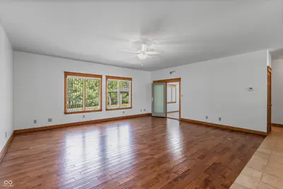 505 Kelly Drive, Brownstown - 8