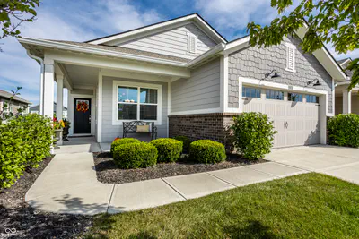 818 Ehrlich Lane, Westfield