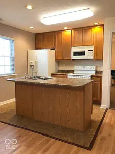 51 Port Robert Drive, Indianapolis - 7